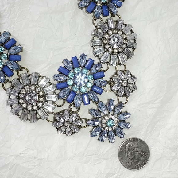 BLUE & CLEAR RHINESTONE STATEMENT BIB NECKLACE - Picture 9 of 9